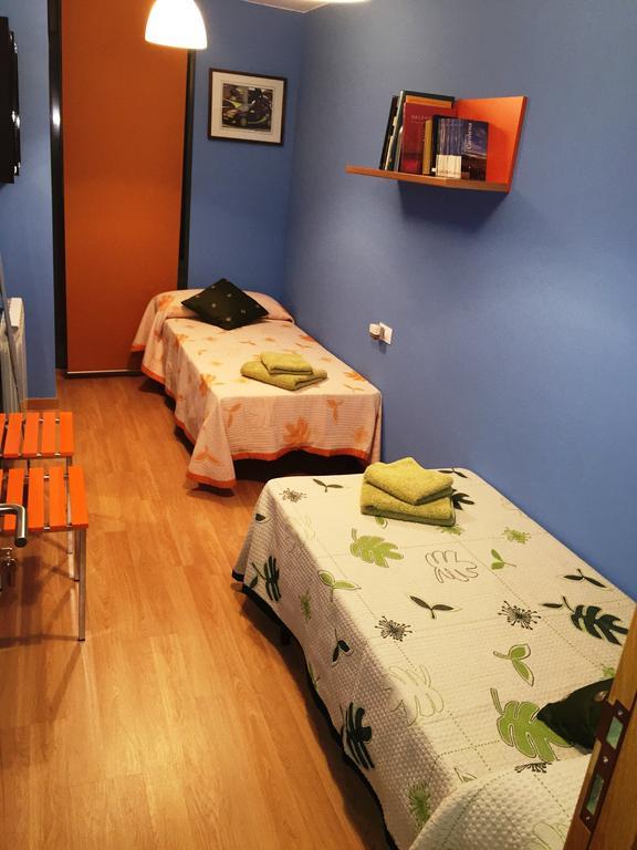 Apartamentos Mequedo Alcañiz Szoba fotó