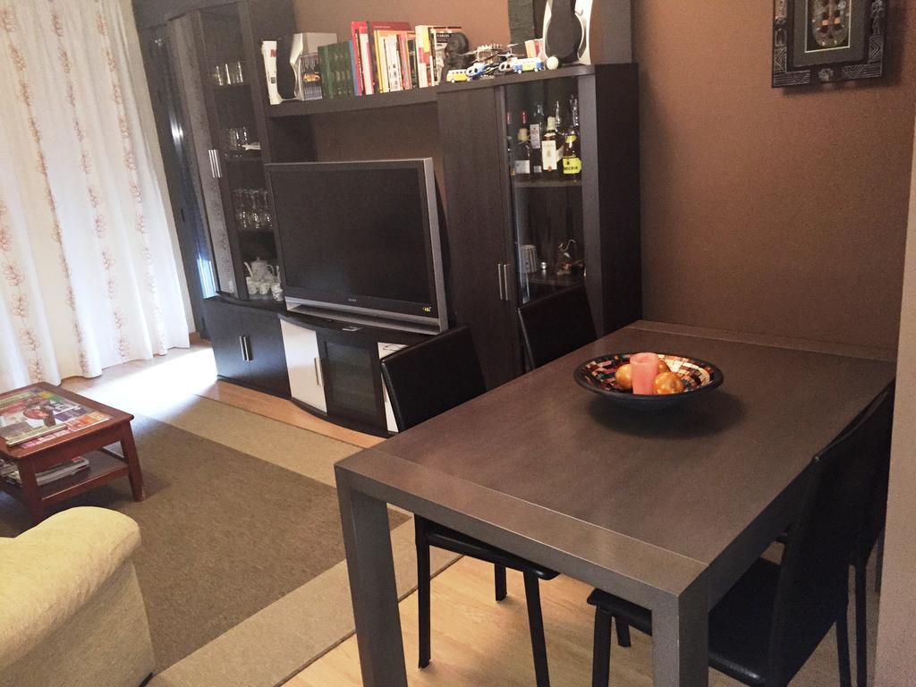 Apartamentos Mequedo Alcañiz Szoba fotó