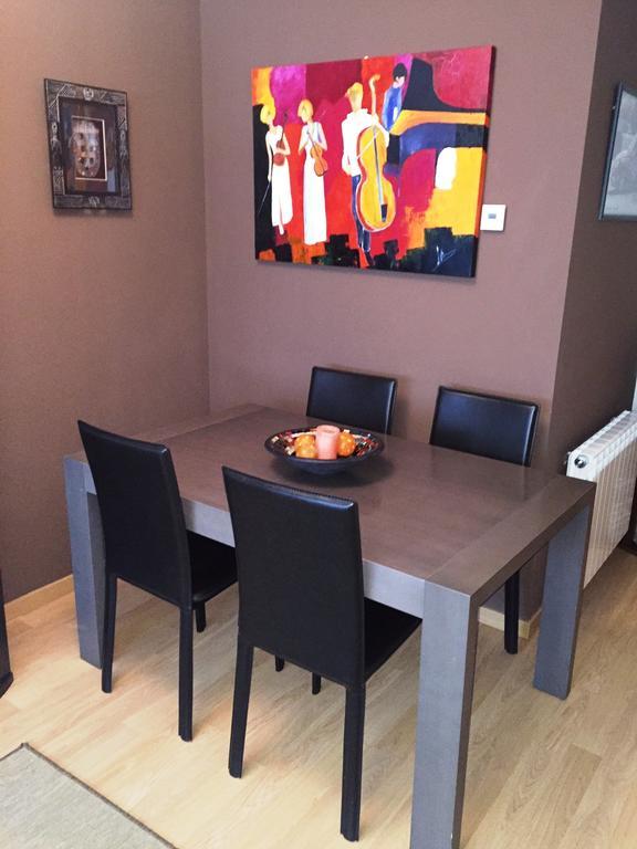 Apartamentos Mequedo Alcañiz Szoba fotó