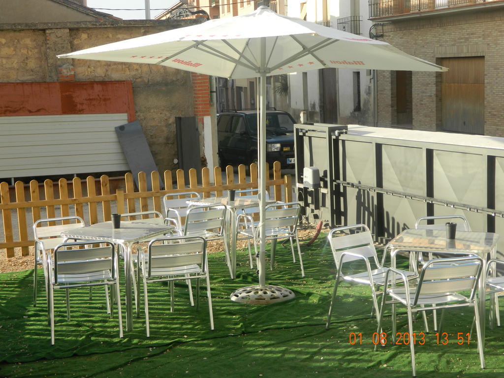 Apartamentos Mequedo Alcañiz Szoba fotó