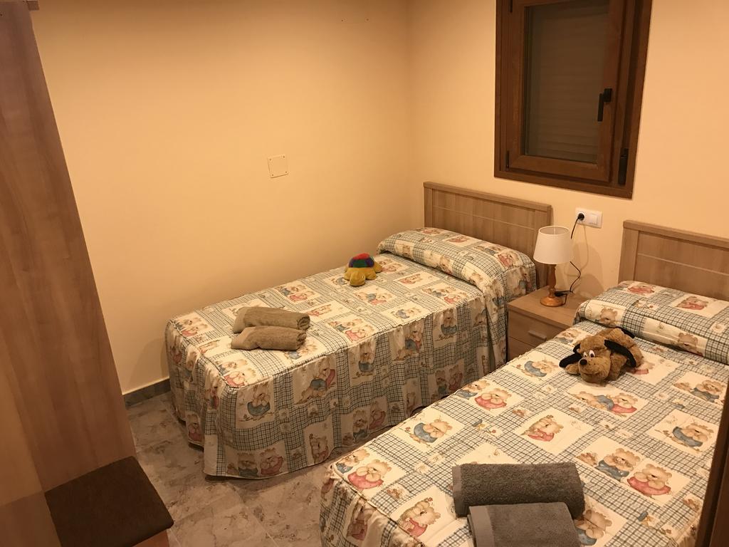 Apartamentos Mequedo Alcañiz Kültér fotó