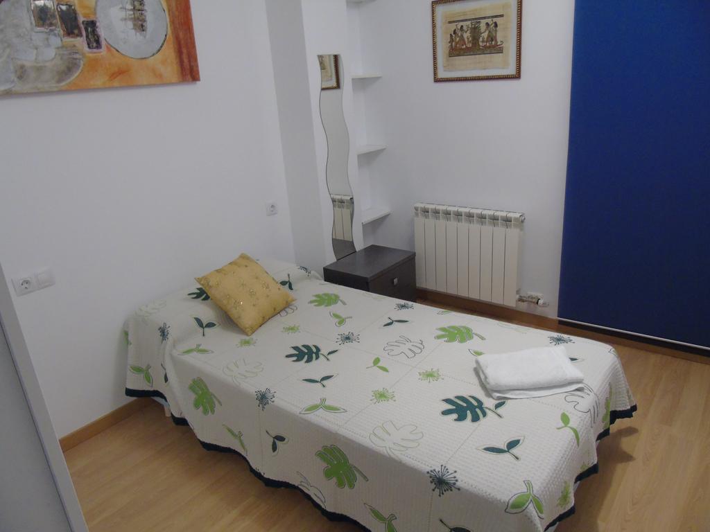 Apartamentos Mequedo Alcañiz Kültér fotó