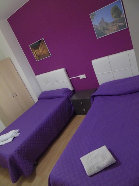 Apartamentos Mequedo Alcañiz Kültér fotó
